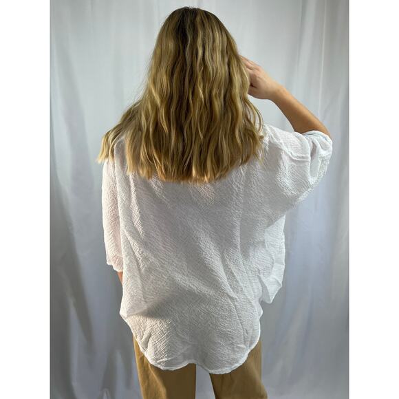 Linen v-neckline crinkle pull-on relaxed blouse one size - Picture 3 of 6